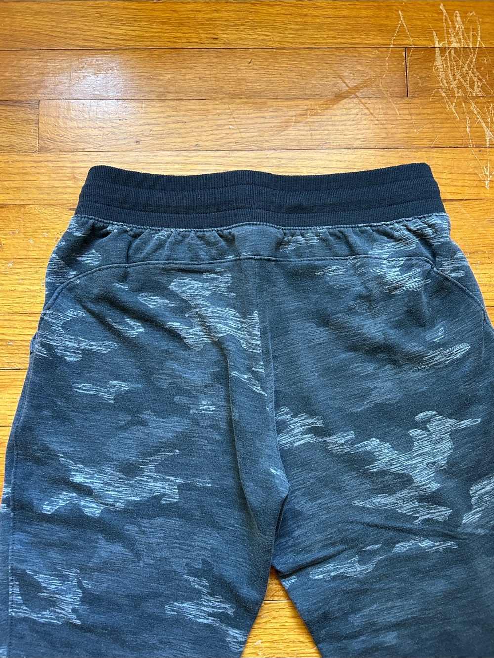 Athletic Works Black Camo Sweatpants and Sweatshirt Set - Picture 7 of 7